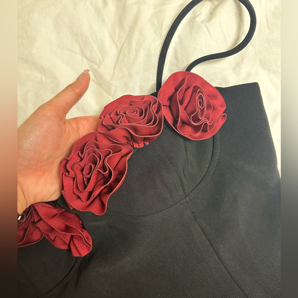 Black Dress with Red Roses - Picture 5 of 6